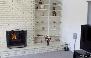 FIRE PLACE JUST PAINTED**BUILT IN BOOKCASE,NO BOOK