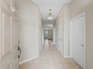 Foyer w/10 ft Ceiling & Tile floor