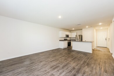 1308 N Brazos Ave, Cleburne, TX 76031 - photo 5