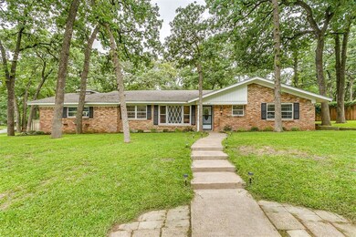 641 W Cheryl Ave, Hurst, TX 76053 - photo 3