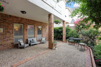 12322 Tealwood North Dr, Houston, TX 77024 - photo 4