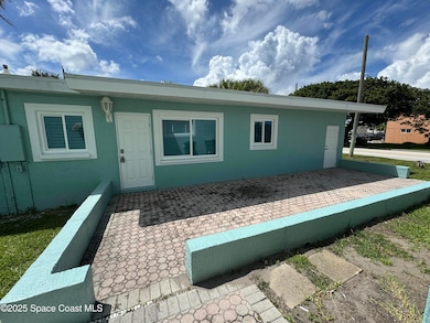 901 S Orlando Ave, Cocoa Beach, FL 32931 - photo 4