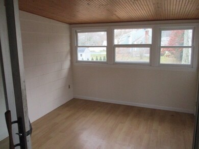 15 Driftway St, Hopedale, MA 01747 - photo 6