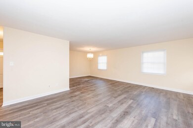 12504 Swirl Ln, Bowie, MD 20715 - photo 3
