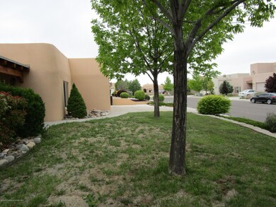 705 Sunrise Ct, Farmington, NM 87401 - photo 2