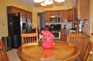 39 Nicklaus Dr, Gansevoort, NY 12831 - photo 6