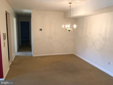 3805 Sunnyfield Ct unit 3A, Hampstead, MD 21074 - photo 4