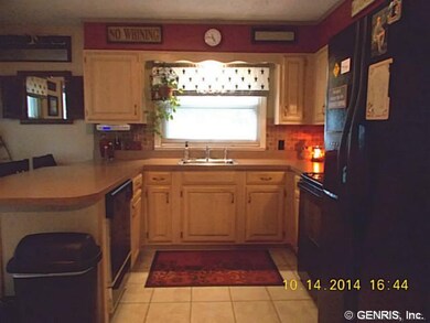 Kitchen Great cupboards and counter space at your 