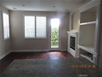 23352 Northbrooke Ln, Valencia, CA 91355 - photo 3