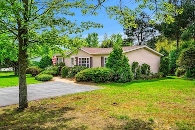 28 Great Brook Dr, Belmont, NH 03220 - photo 4