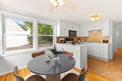 1 Salman St, West Roxbury, MA 02132 - photo 7