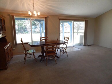 1945 Dawn Dr, Grants Pass, OR 97527 - photo 7