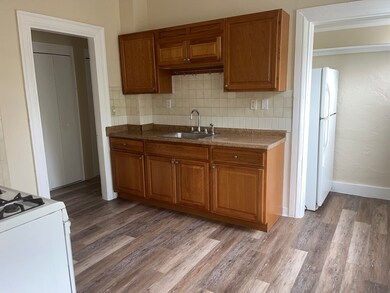 194-1/2 Lexington St unit 2, Boston, MA 02128 - photo 4