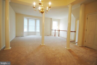 8725 Phipps Farm Way, Manassas, VA 20109 - photo 5