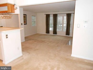 2229 Lovedale Ln unit 310B, Reston, VA 20191 - photo 4