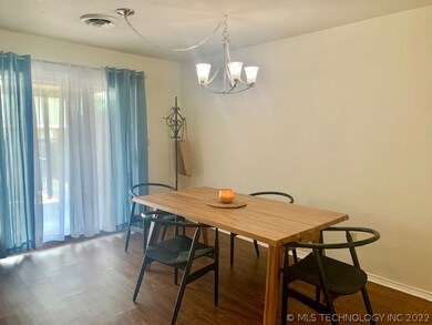 1432 S Stoneridge Manor, Ardmore, OK 73401 - photo 6