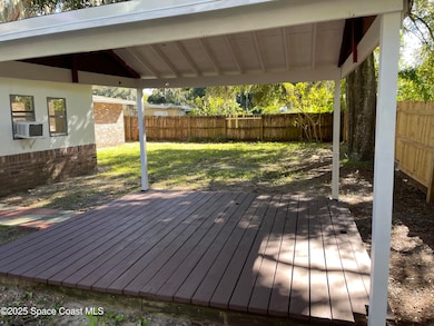 502 Vaughn St, Titusville, FL 32796 - photo 3