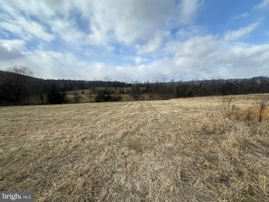 11147 Blairs Valley Rd, Mercersburg, PA 17236 - photo 2