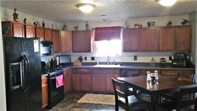 451 Pitch Pine Dr, Whiteland, IN 46184 - photo 7