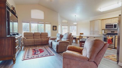 853 W Kestrel, Washington, UT 84780 - photo 7