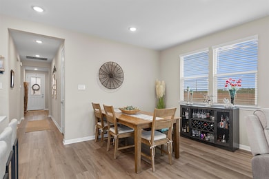 1001 Stonehill Dr, Georgetown, TX 78633 - photo 5