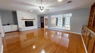 307 S Texas St, Deridder, LA 70634 - photo 4