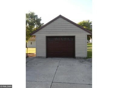 One stall garage