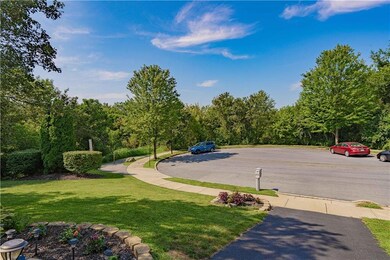 1364 Howard Ln, Easton, PA 18045 - photo 3