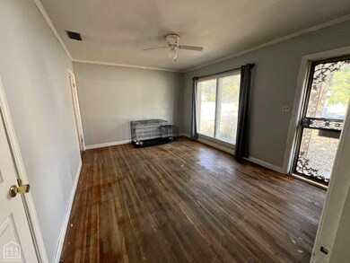 604 Mclain St, Newport, AR 72112 - photo 4