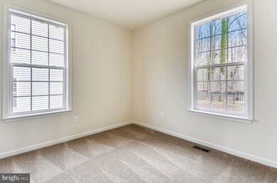 3606 Chancelsors Dr, Upper Marlboro, MD 20772 - photo 5