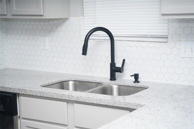 4122 Tiffin St, Houston, TX 77026 - photo 3