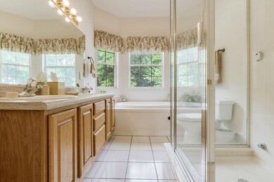 100-5711 Country Squire Drive-6