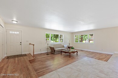 9887NCircleDr-7