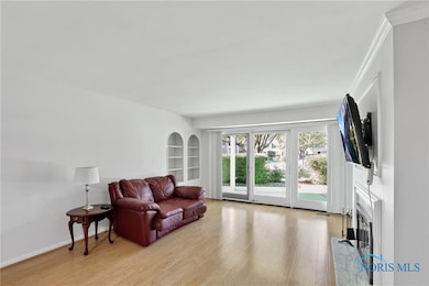 4243 W Bancroft St, Ottawa Hills, OH 43615 - photo 6