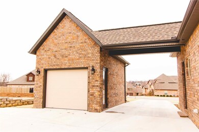 1529 Sieanna Cove, Springdale, AR 72764 - photo 5