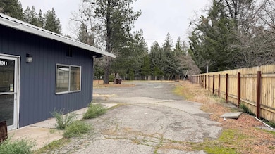 2831 State Highway 97, Weed, CA 96094 - photo 5