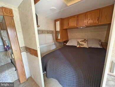 6-20 Boo Blvd, Falling Waters, WV 25419 - photo 5