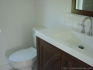 122 W Knoxville St, Broken Arrow, OK 74012 - photo 6