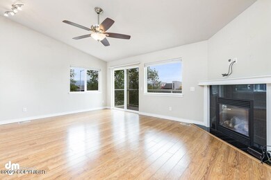 Living Room-DW-3614 (1)