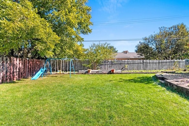 1508 N Nicholas St, Appleton, WI 54914 - photo 6