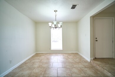 14034 Utopia Dr, Sugar Land, TX 77498 - photo 4