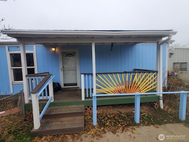 456 Aster St S, Soap Lake, WA 98851 - photo 2