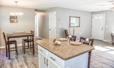 19 Ware St, Palmer, MA 01069 - photo 5