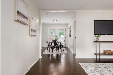 006__W 3810 Clearwater Dr-001