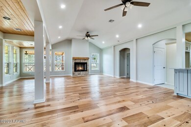 4910 Decon Rd, Youngsville, LA 70592 - photo 5