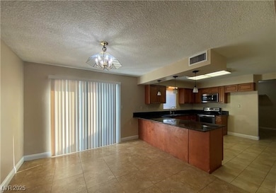 2204 Isabelle Ave, Las Vegas, NV 89101 - photo 7
