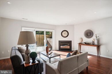 3133 Hawthorne Dr NE unit 3133, Washington, DC 20017 - photo 6