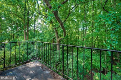 10619 Montrose Ave unit 202, Bethesda, MD 20814 - photo 2