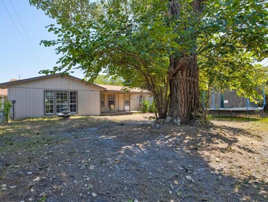 420 Jay Bird Ln, Springtown, TX 76082 - photo 3