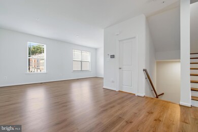 7811 Wolf Run Ln, Severn, MD 21144 - photo 3